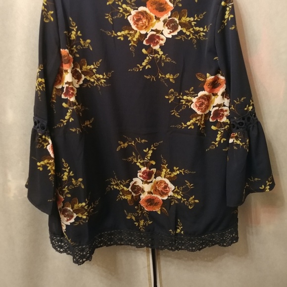 ✨Last One✨Navy Boho Floral Kimono Cardigan - Picture 7 of 8